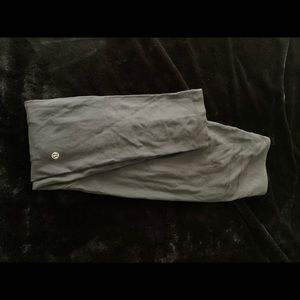 Lululemon leggings - size 6 - black